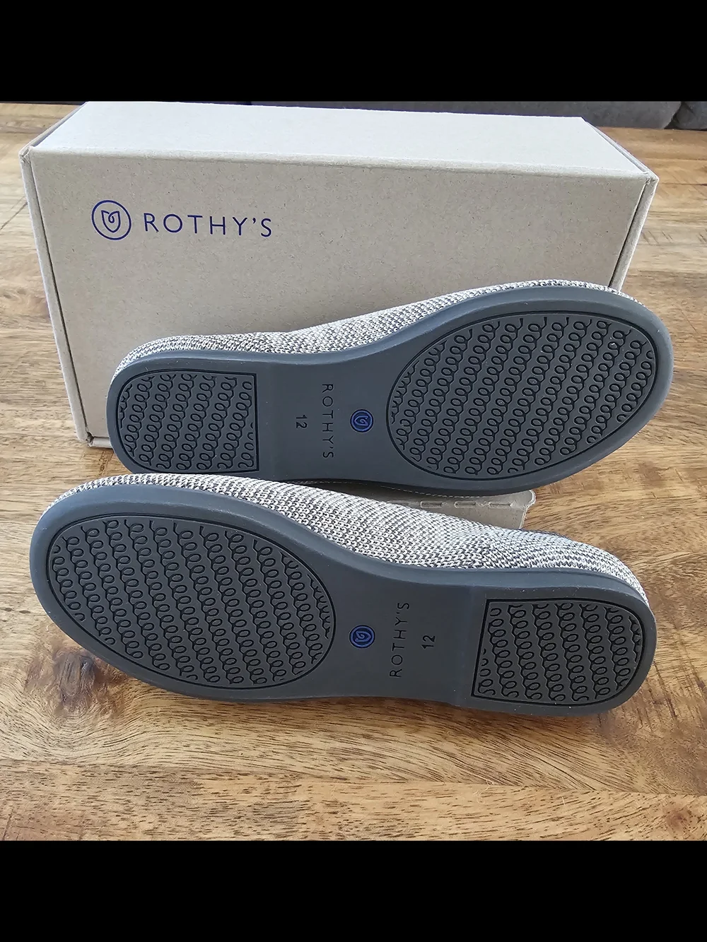 Rothys new box
